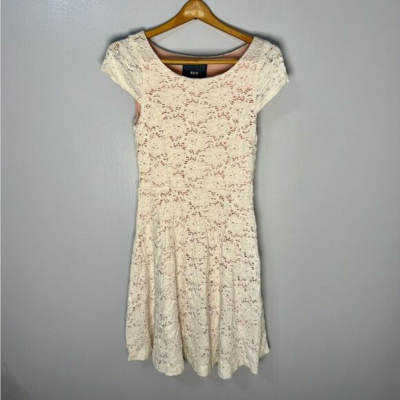 Anthropologie Maeve Dayflower Lace Dress | S - Picture 1 of 4